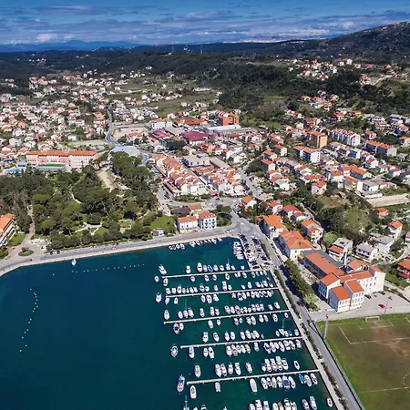 Amazing In Rab With Wifi 아파트 *