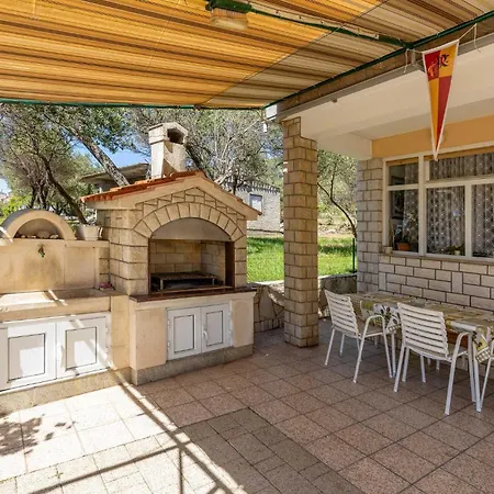 Apartmán Amazing In Rab With Wifi Rab Town